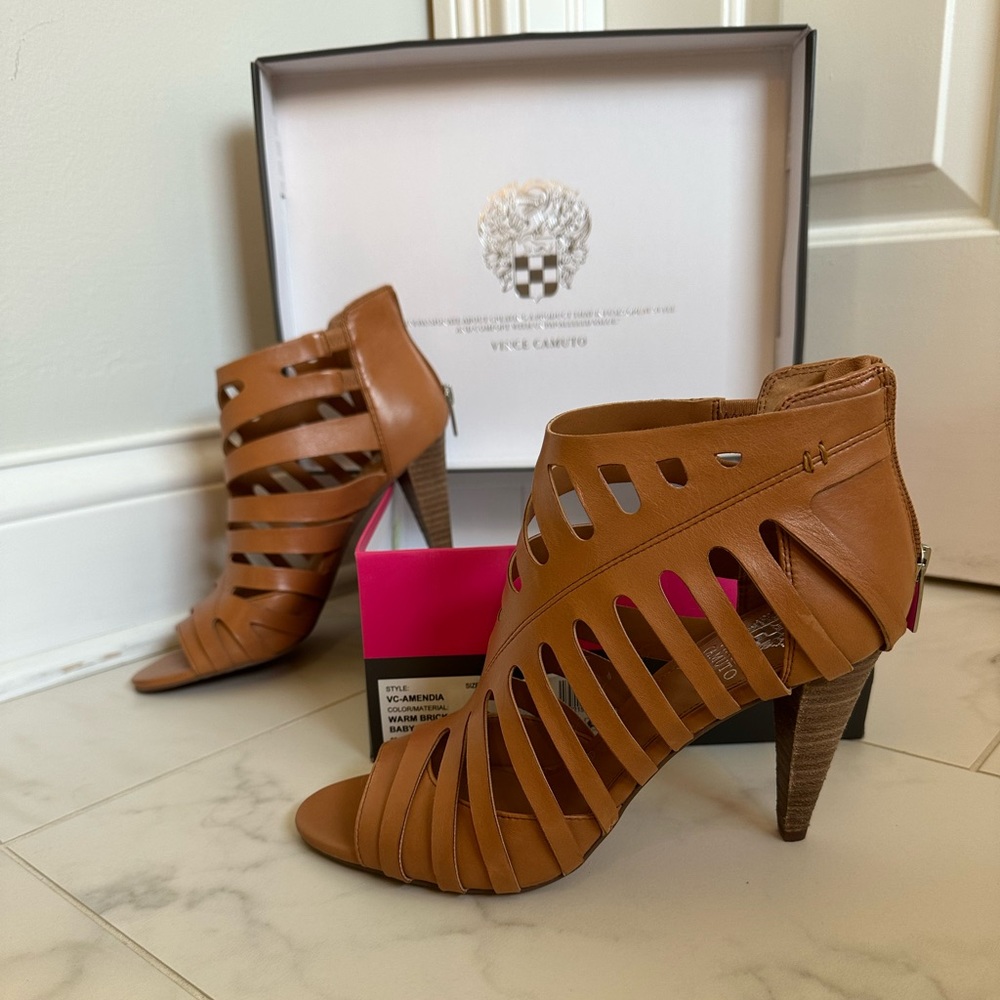 Vince Camuto Amendia Size 9